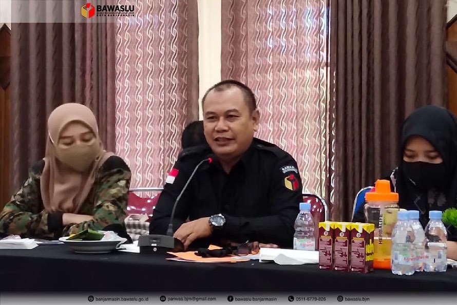 Rapat Koordinasi Penulisan Riset dan Kajian Evaluasi Penyelenggaraan Pemilihan Kepala Daerah serentak Tahun 2015-2020.