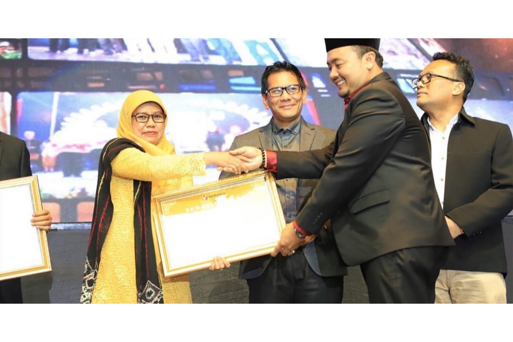 Kalsel Raih Penghargaan Bergengsi