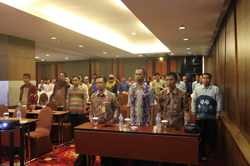 Bawaslu Kota Banjarmasin dan Panwaslu Kecamatan se-Kota Banjarmasin menghadiri acara Pelaksanaan Bimbingan Teknis Peningkatan dan Pengembangan Kapasitas SDM Pengawas Pemilu