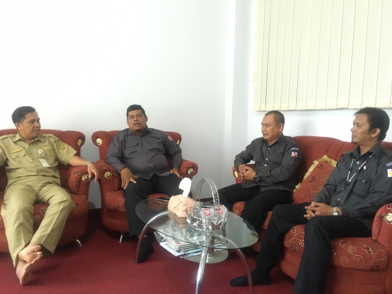 Bawaslu Kota Banjarmasin melakukan himbauan ke Disdukcapil