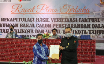 Bawaslu Banjarmasin Hadiri Rapat Pleno Hasil Verfak