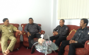 Bawaslu Kota Banjarmasin melakukan himbauan ke Disdukcapil