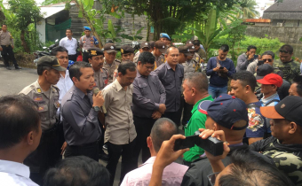 Bawaslu Kota Banjarmasin Diserbu puluhan LSM