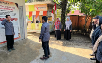 Pejabat dan Staf Bawaslu Dimotivasi dan Diimbau Tetap Jaga Soliditas---